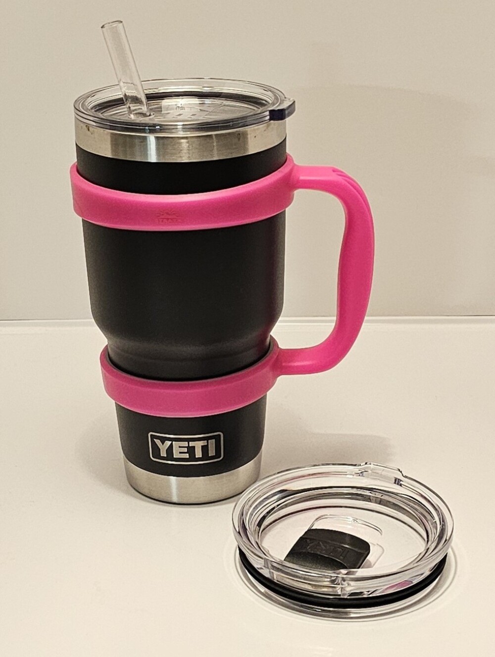 YETI 30oz Rambler with Straw, Removable Handle, Straw Lid & Magslider Lid